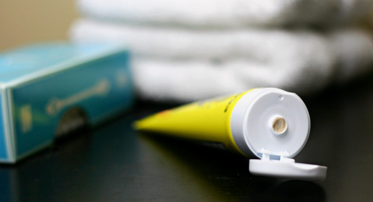 6 Cloth Diaper Safe Creams (and 4 to Avoid)